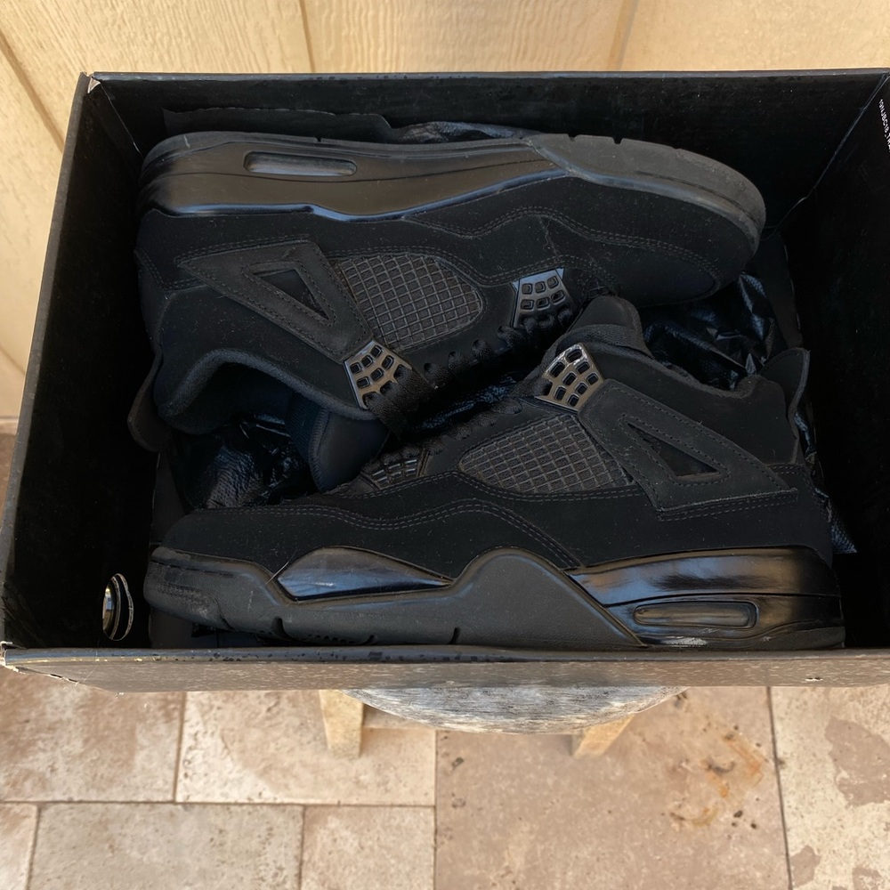 Jordan Black Men's Sneakers - Picture 2 of 3